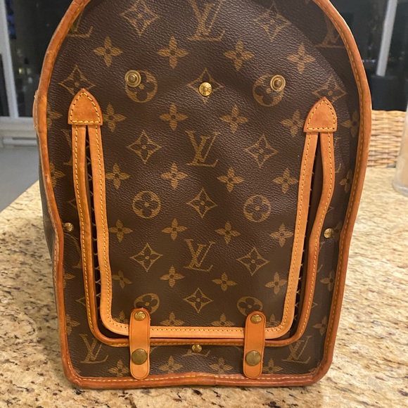 Louis Vuitton Dog Carrier - Picture 4 of 8